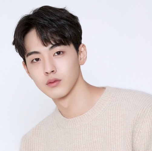 kim-hyun-jin