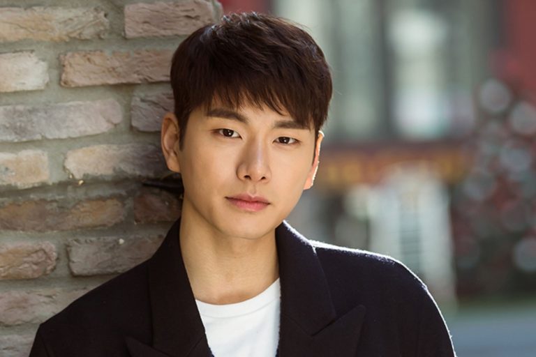 lee-yi-kyung-affair