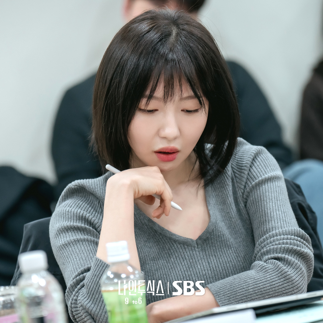 nine-to-six-lecture-script4