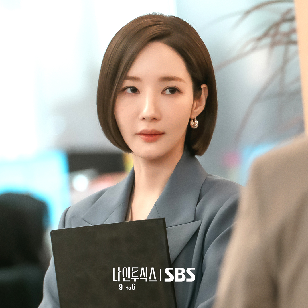 nine-to-six-park-min-young3