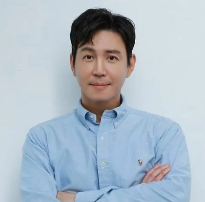 Choi Won-Young