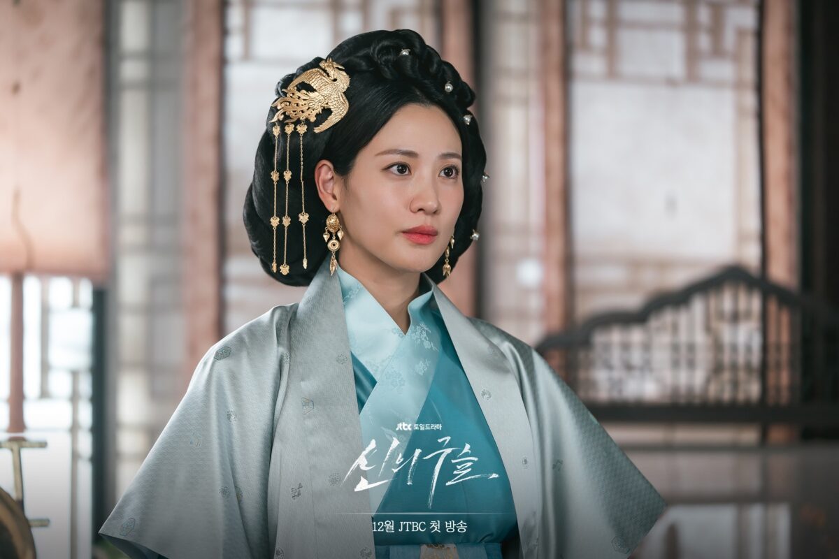 claudia-kim-sacred-jewel1