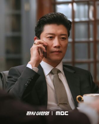 the-judge-returns-park-hee-soon2