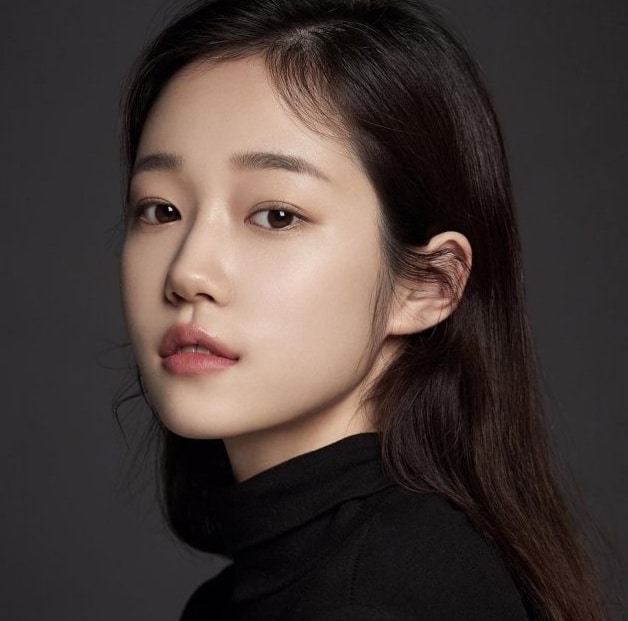 roh-yoon-seo