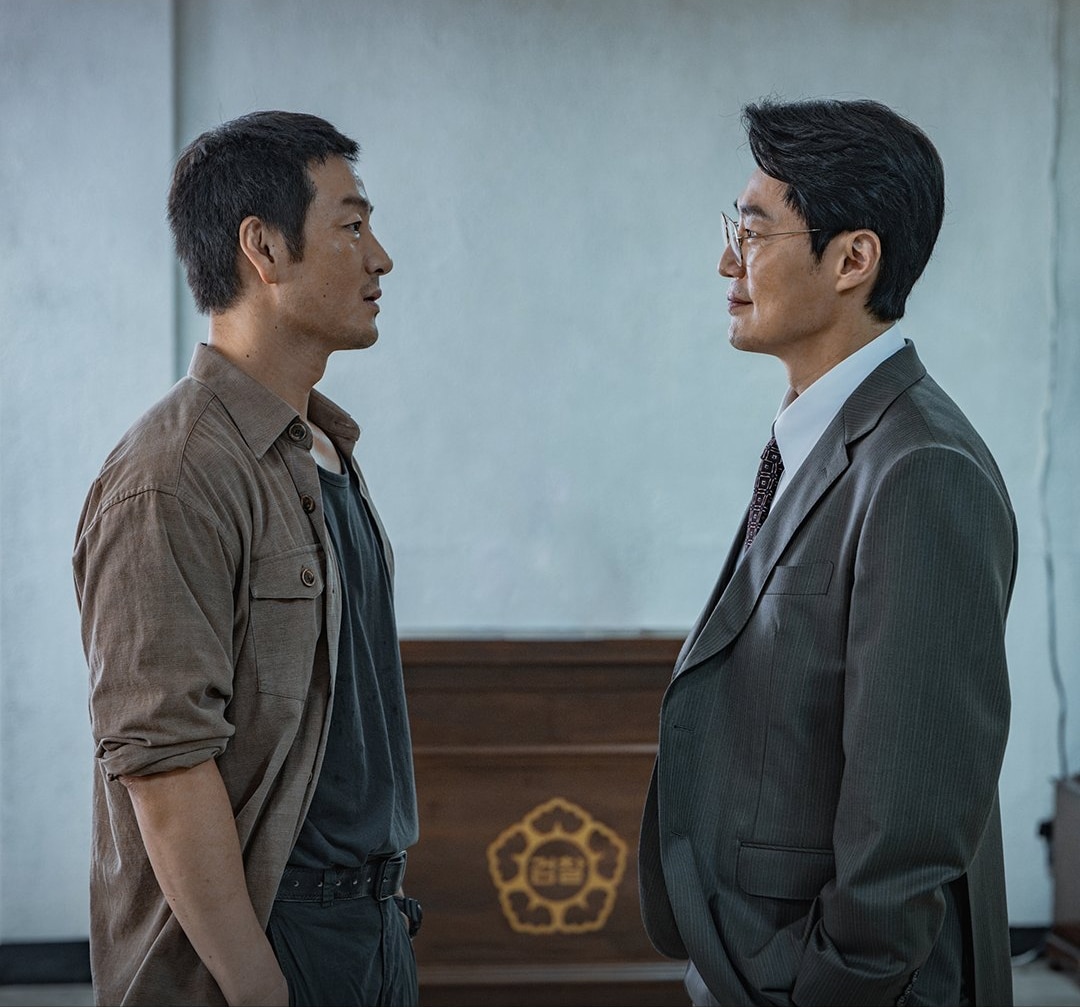 Park-Hae-Soo-Lee-Hee-Joon-espantapájaros