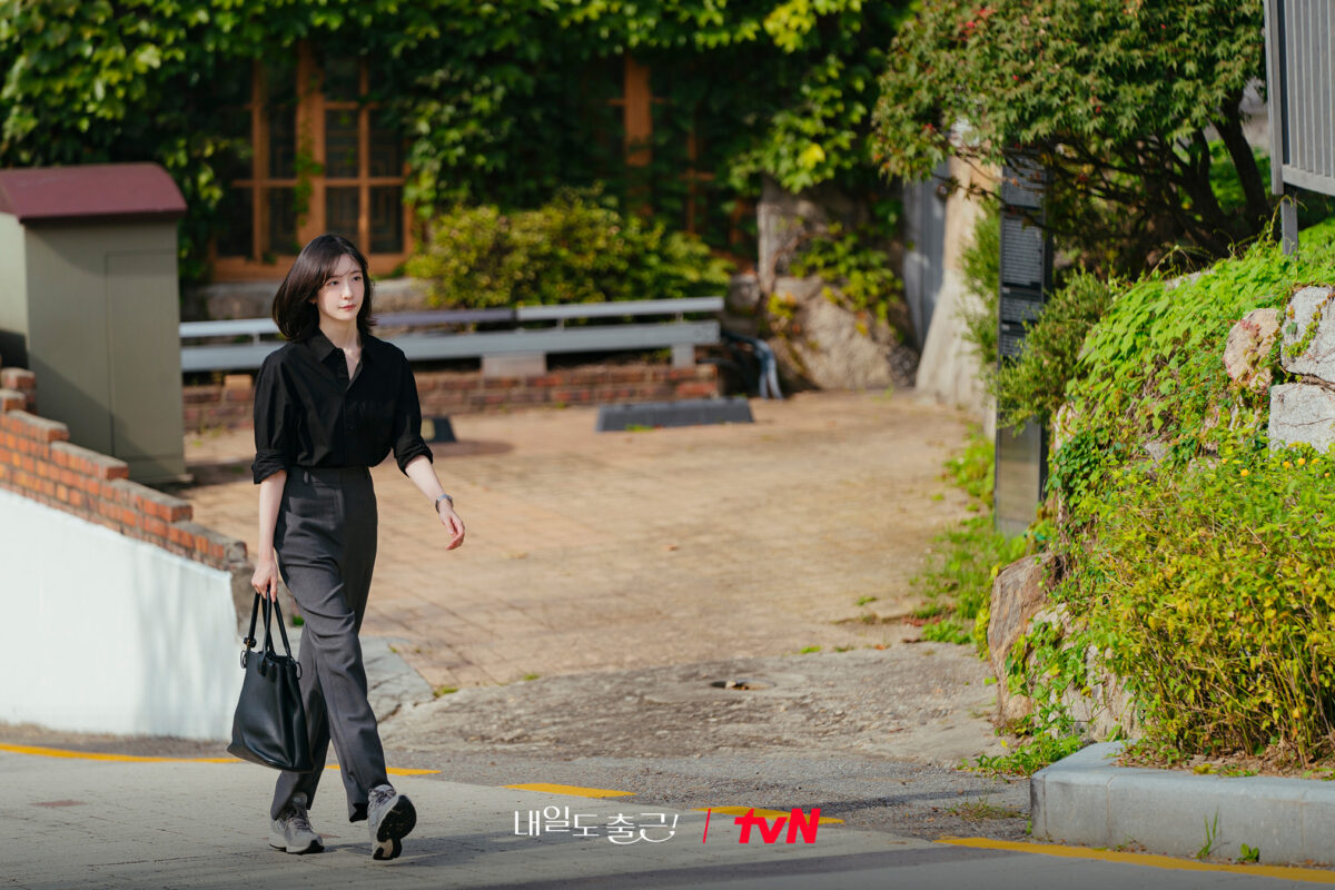 hasta-mañana-en-el-trabajo-park-ji-hyun7