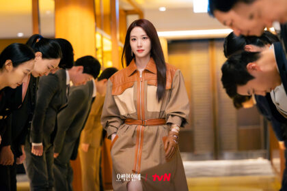 spooky-in-love-park-eun-bin2