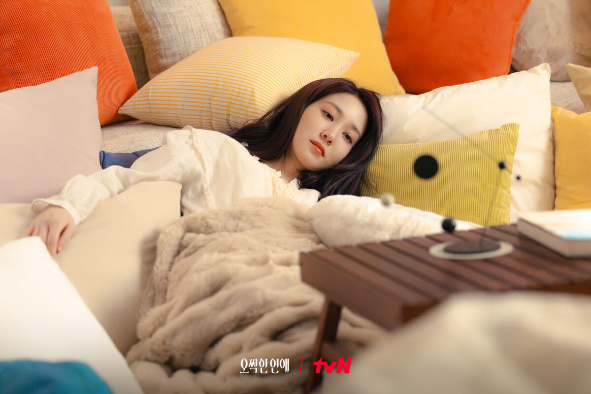 spooky-in-love-park-eun-bin4
