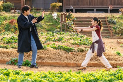 merry-berry-love-stills1