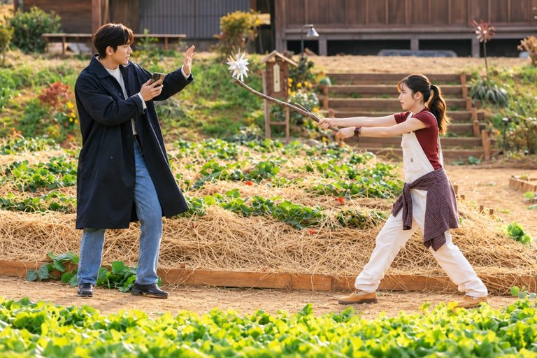 merry-berry-love-stills1