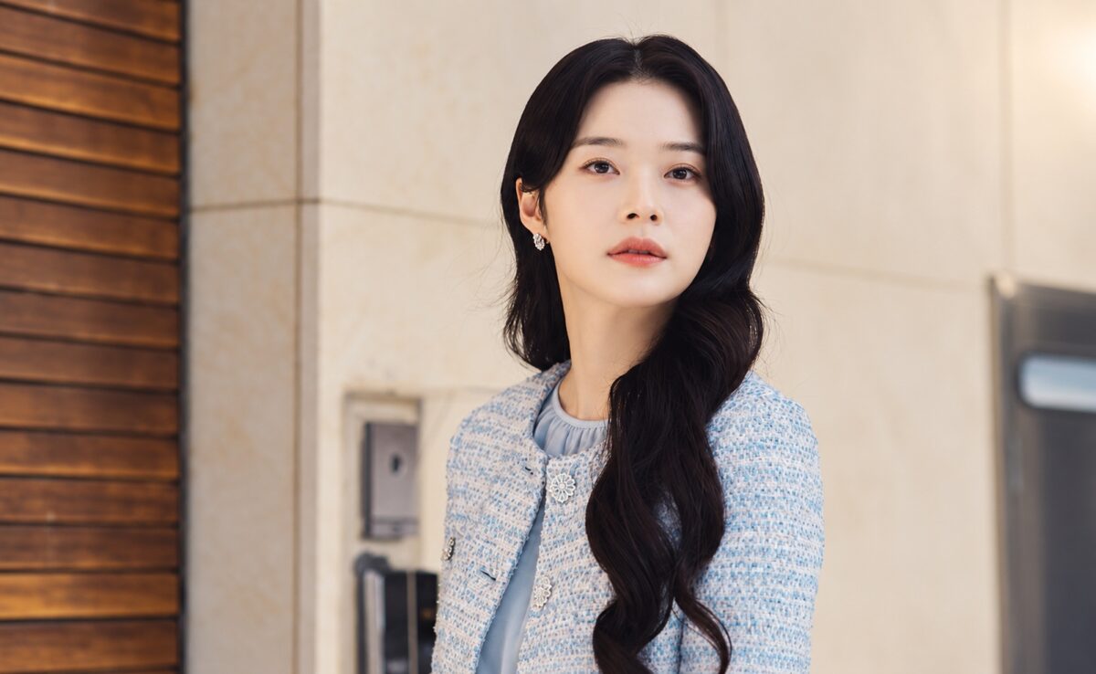 take-charge-of-my-heart-recharge-mon-coeur-stills14