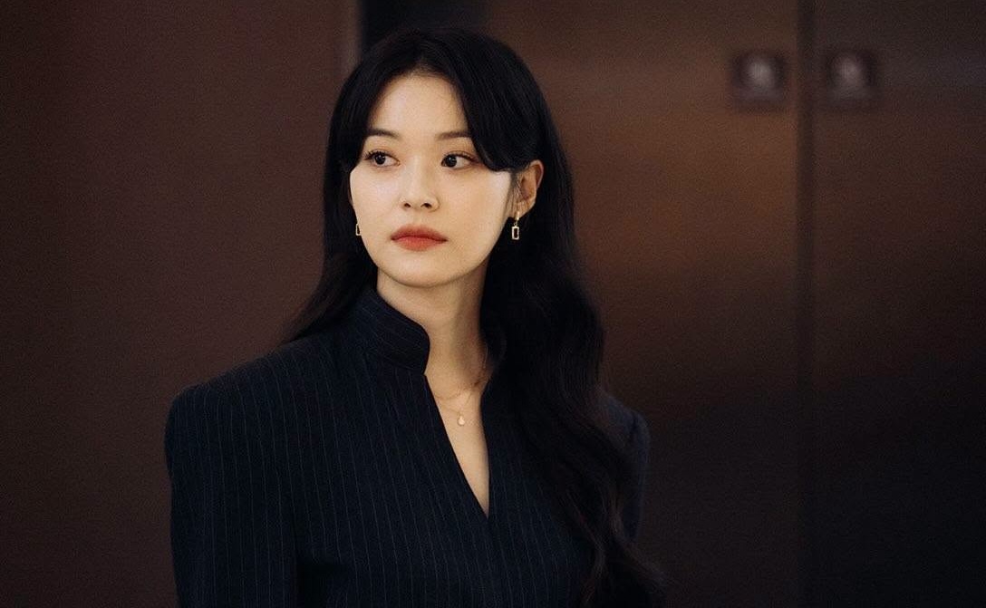 take-charge-of-my-heart-recharge-mon-coeur-stills15