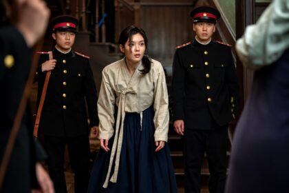 100-days-of-deception-stills4