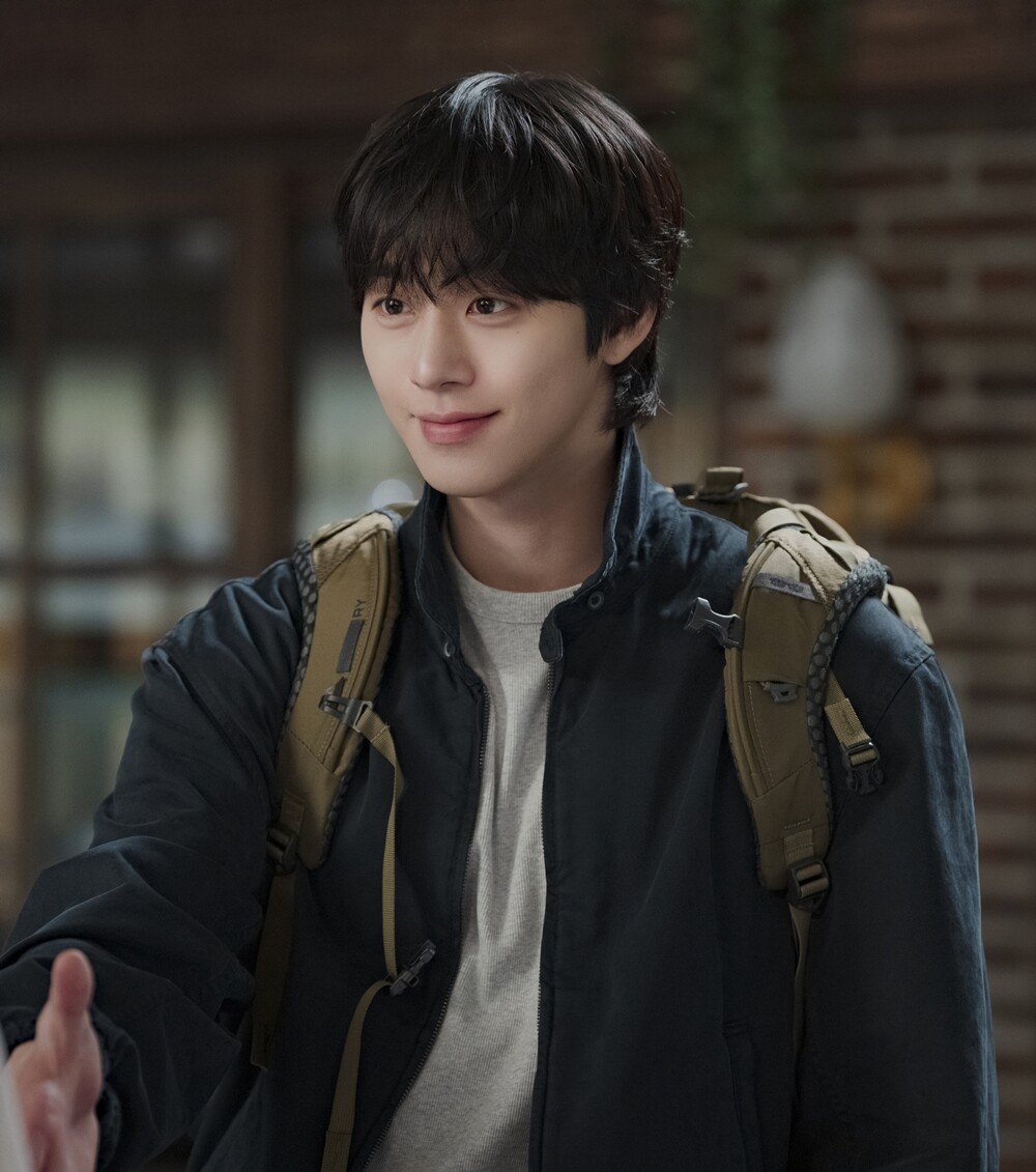 Ahn-Hyo-Seop-mesa-final-episodio-3-1