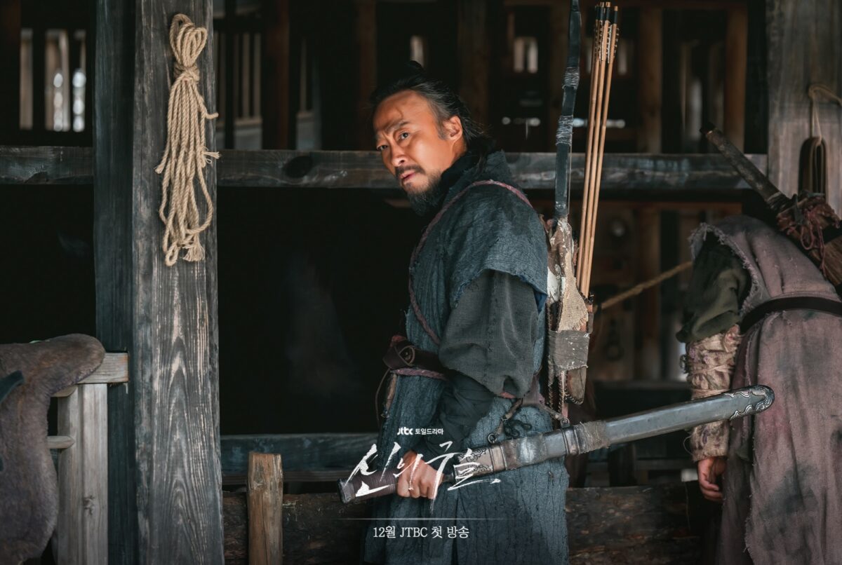 lee-sung-min-sacred-jewel-1