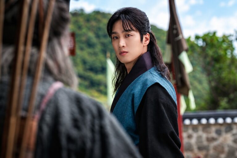 sacred-jewel-ahn-bo-hyun