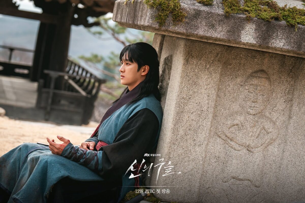 sacred-jewel-stills3